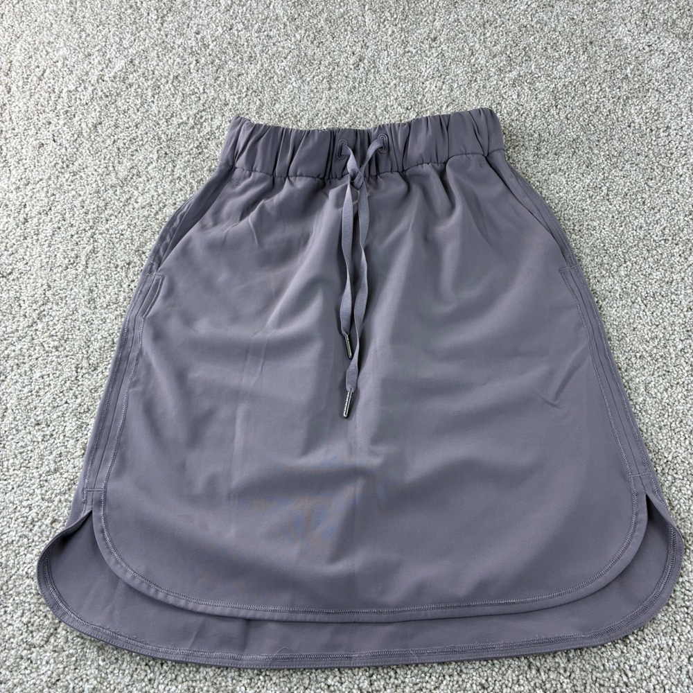 Lululemon On The Fly Skirt Size 2 Gray Activewear Tennis Drawstring Athleisure